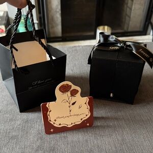 Illuminated Red Rose Gift Jewelry Box with Drawers